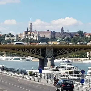 vizitați hotelul