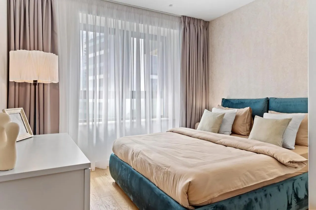 Aviation Tower Luxury Apartments Bükreş 0*,  Romanya